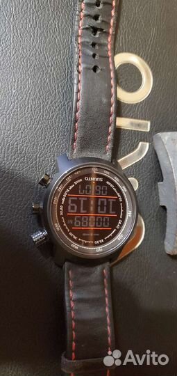 Часы Suunto