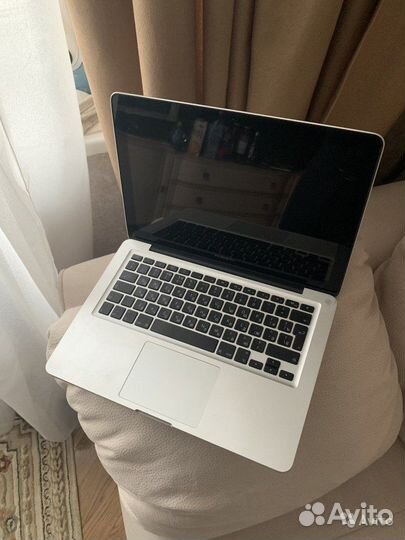 Apple MacBook Pro 13, 2011г.п 2.5GHZ/4gb/320gb/GF3