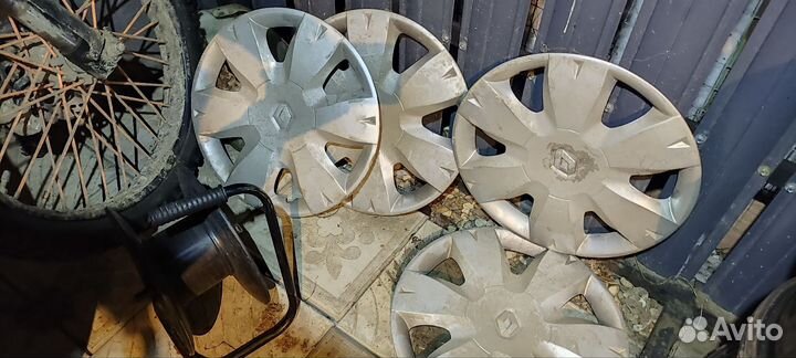 Диски r15 + колпаки