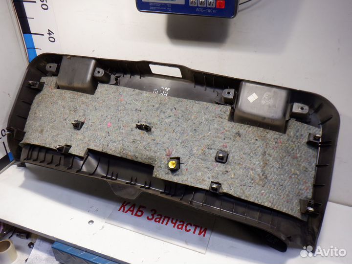 Обшивка двери багажника Ford Focus 3 iqdb Хетчбэк