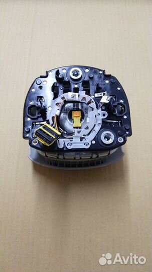 Volvo XC90 2015- XC602018- подушка безопасности