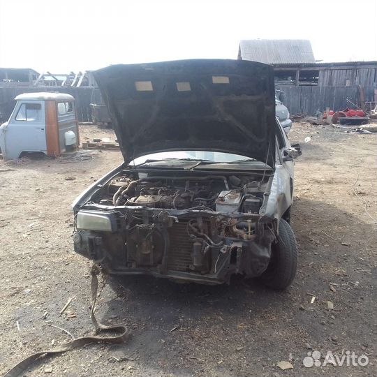 Mazda Familia 1.5 AT, 1990, битый, 200 000 км