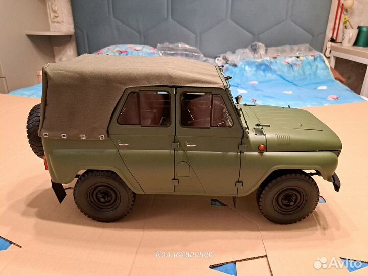 Соберите Легендарный Внедорожник УАЗ 469 1\8