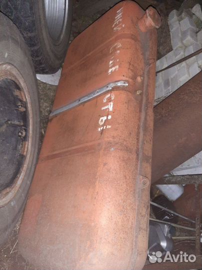 Топливный бак 250