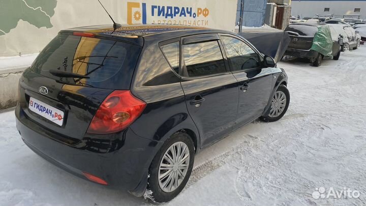 Ограничитель двери задней Kia Ceed (ED) 79490-1H00