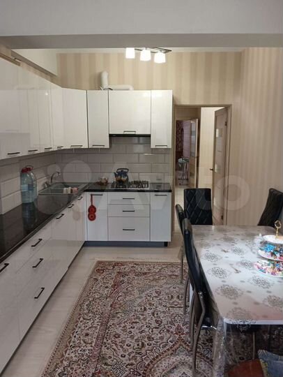 3-к. квартира, 89 м², 2/5 эт.