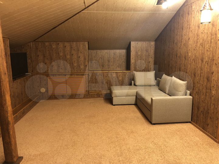 Комната 60 м², 2/2 эт.
