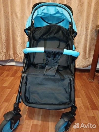 Продам прогулочную коляску