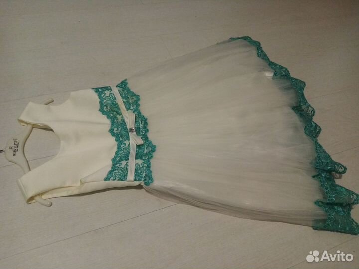 Нарядное платье для девочки, рост 110-122 см