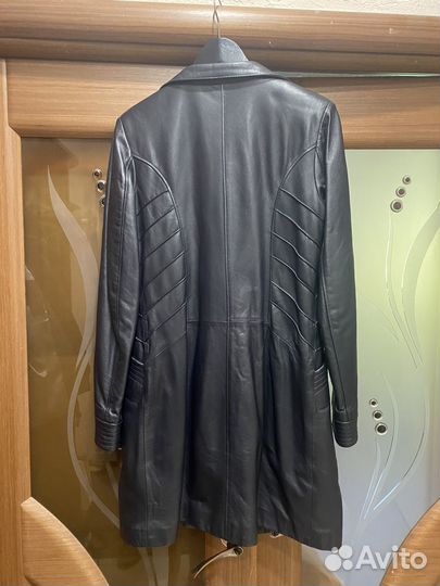 Кожаное пальто р. 44-46