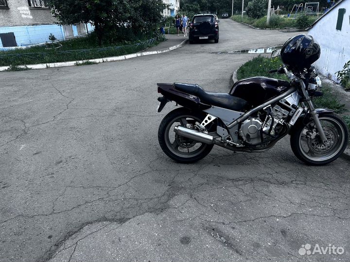 Продам Honda cb-1