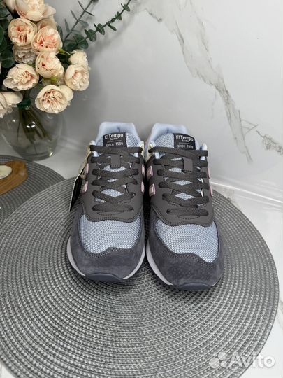 Кроссовки женские Новые El Tempo 39 кожа