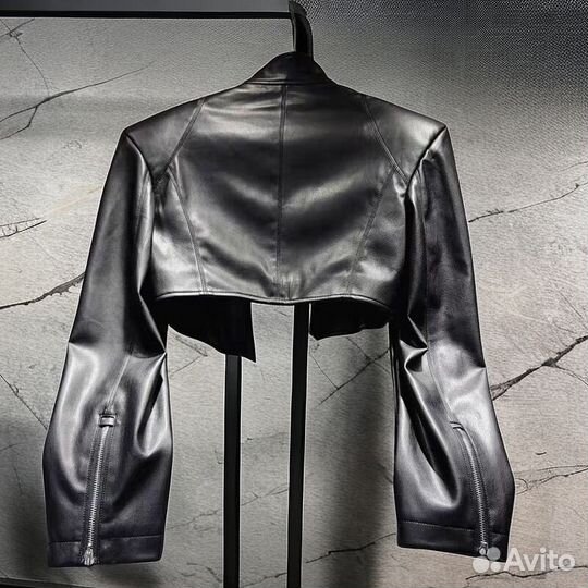 Кожанка из исскуственной кожи