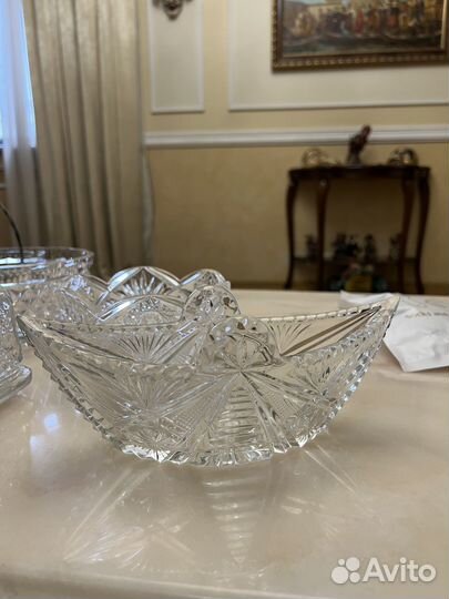 Хрустальная салатница-ладья