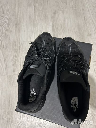 Кроссовки The north face