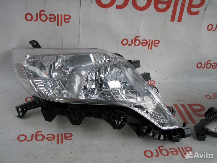 Toyota LC Prado 150 фара левая правая 2013+