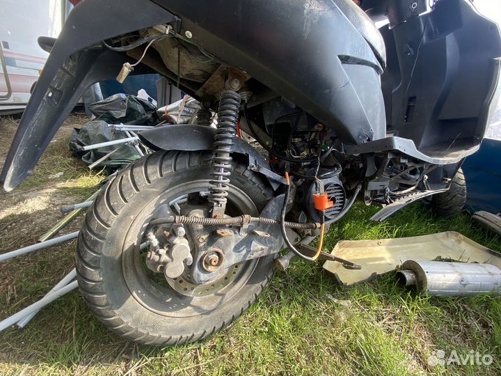 Китайский скутер 80cc