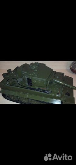 Танк Тигр оригинал