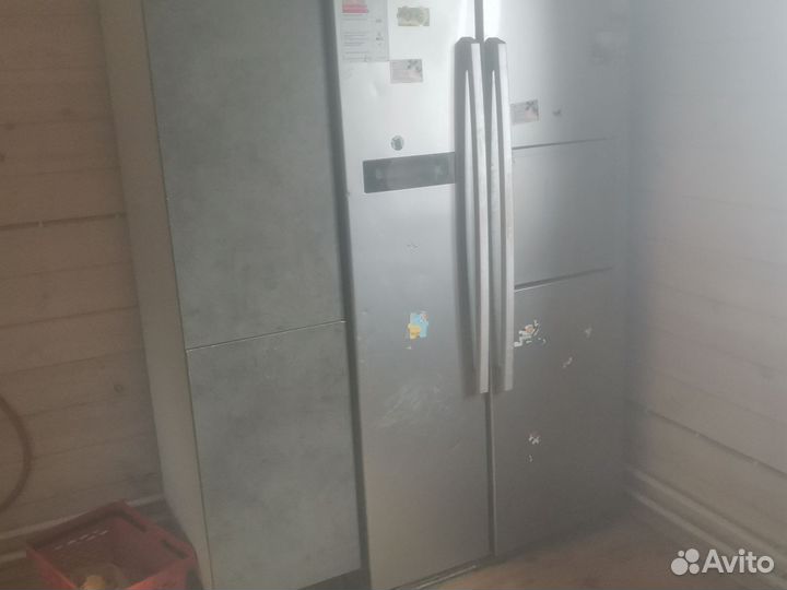 Холодильник бу LG