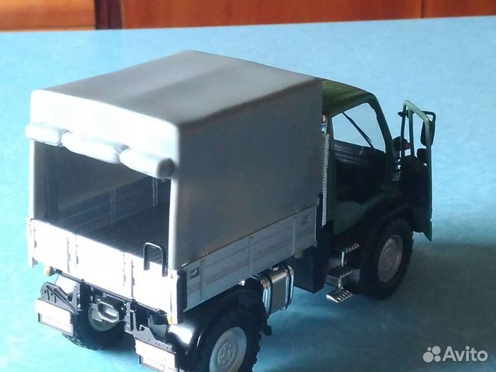 Welly Unimog 1:32