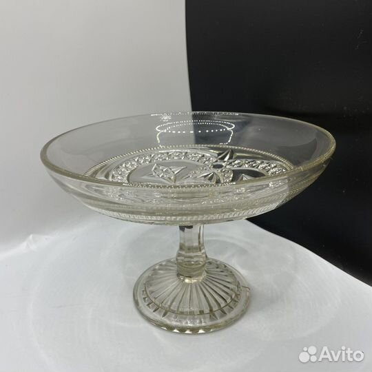 Старинная ваза конфетница на ножке (Сзр)