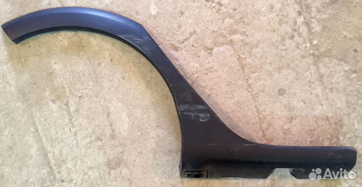 Накладка арки заднего крыла Sandero Stepway 2