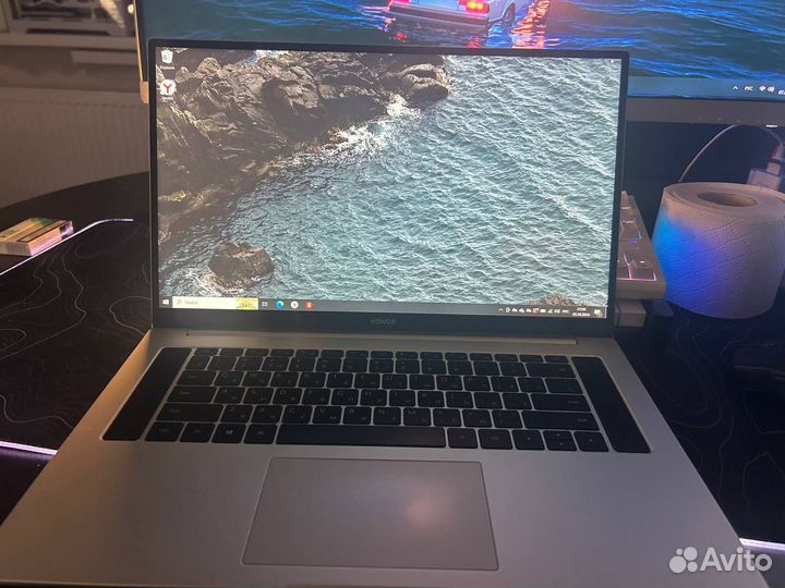 Ноутбук Huawei MateBook 16 Ryzen 5 512SSD