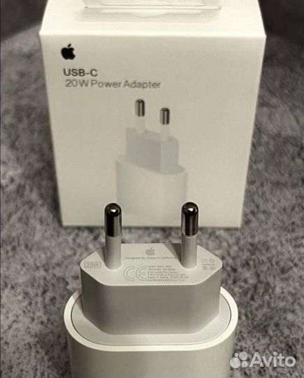 Зарядка на iPhone 20w