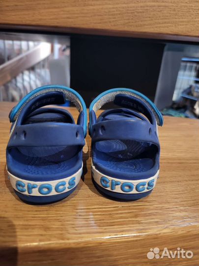 Сандали crocs c7