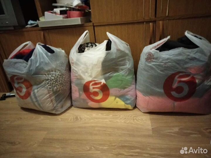 Одежда для девушек пакетом