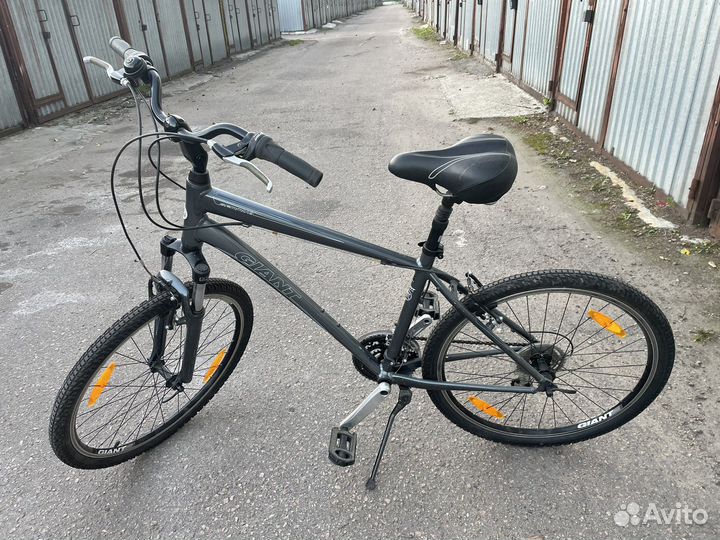 Велосипед giant Sedona M