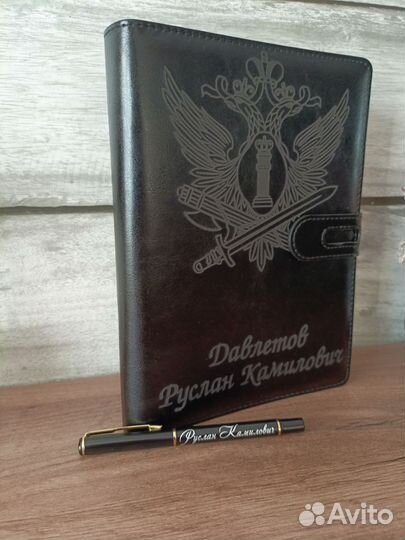 Солидный планер с гравировкой