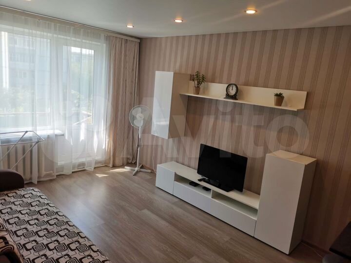 2-к. квартира, 42 м², 5/5 эт.