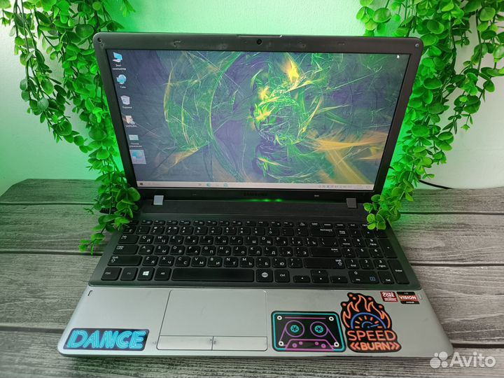 Надежный Ноутбук Samsung/4Ядра/SSD