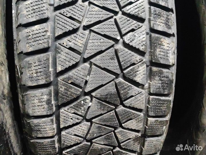 Bridgestone Blizzak DM-V2 265/60 R18