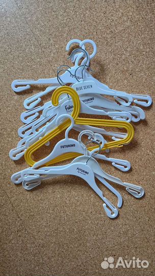Вешалки плечики детские