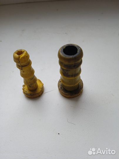 Заглушки черепахи на Audi 80