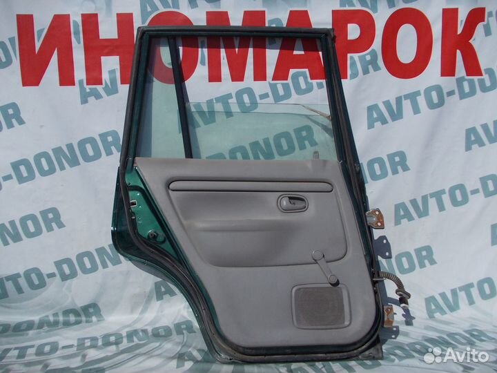 Дверь Mazda Demio