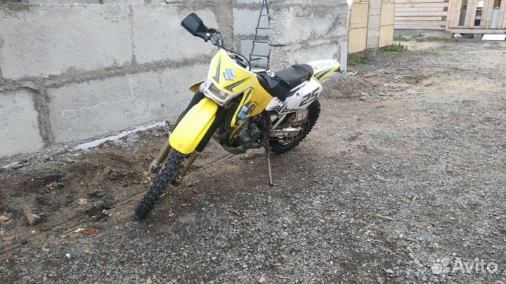 Suzuki drz 400e