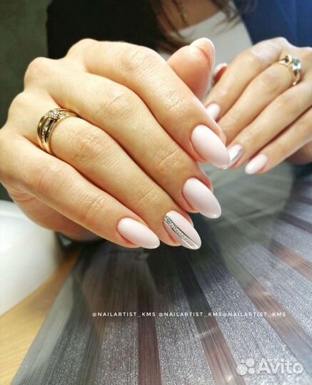 Маникюр
