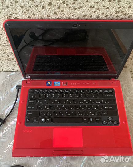 Sony vaio PCG-61715V