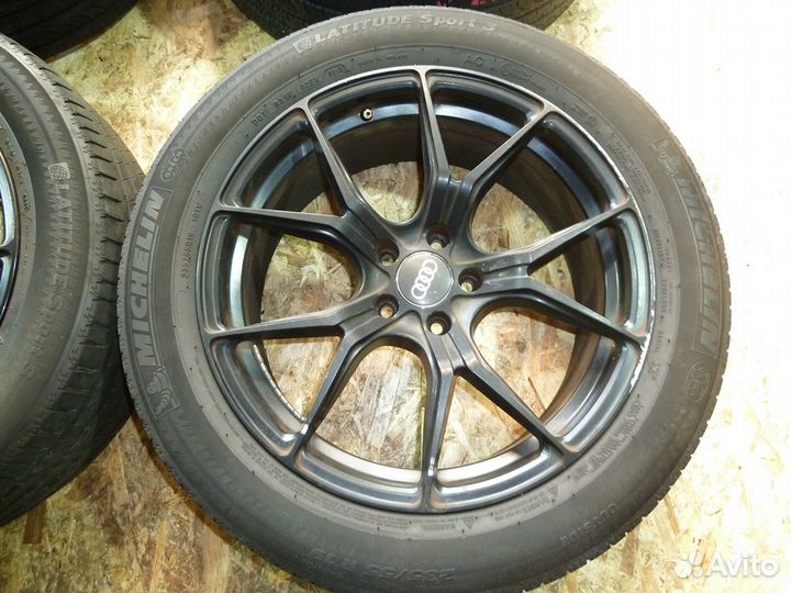 Летние колёса для audi 235/55 R19 5*112 ET30