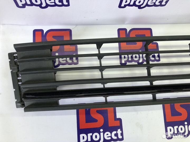 Решетка бампера переднего Volkswagen Polo Sedan