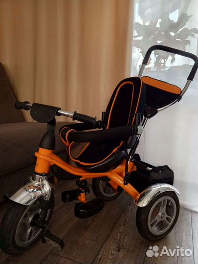 Трёхколёсный велосипед