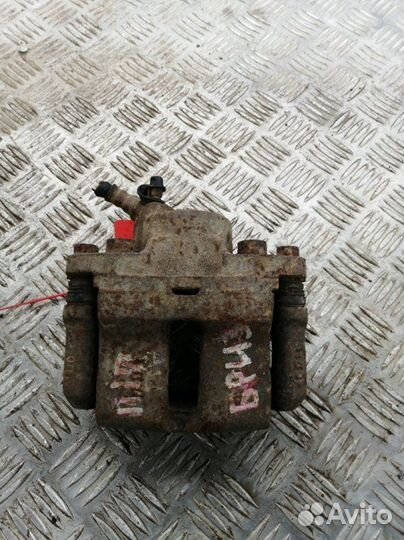 Суппорт передний правый Lifan Breez 520 1.3