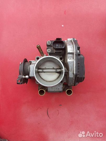 Дроссельная заслонка volkswagen Passat b5