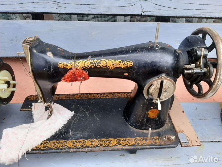 Швейная машинка бу ручная