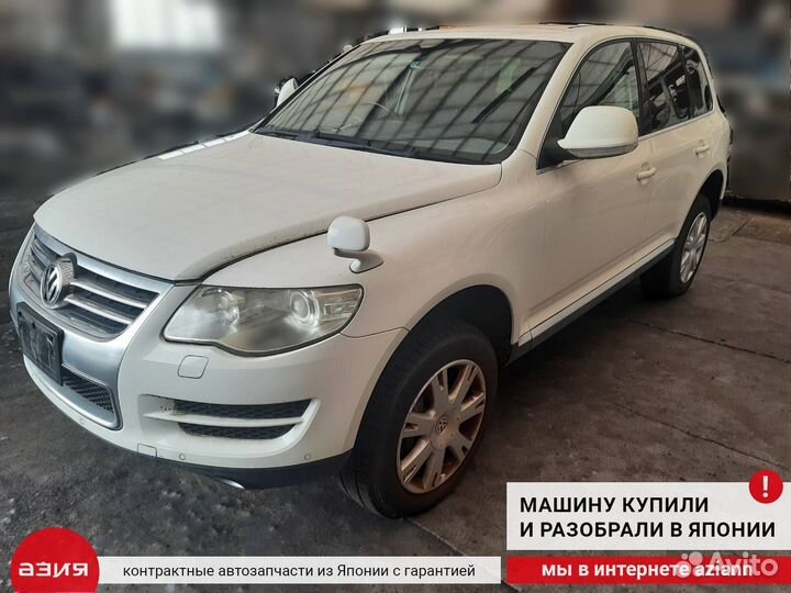 Радиатор охлаждения двигателя Volkswagen Touareg