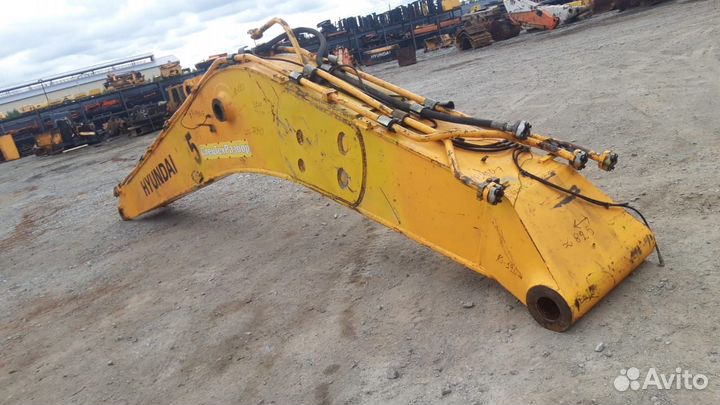 Стрела экскаватора Hyundai R450LC-7