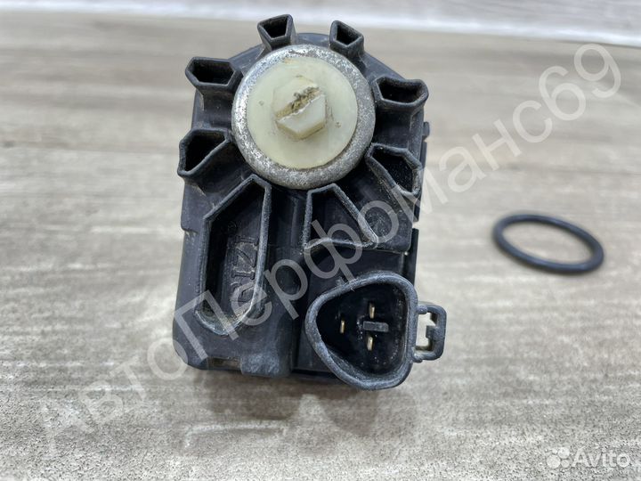 Корректор фары Toyota Camry 40 (2006-2009)